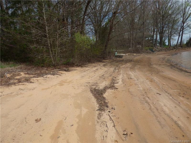 25-27 Normandy Rd, Denver, NC 28037