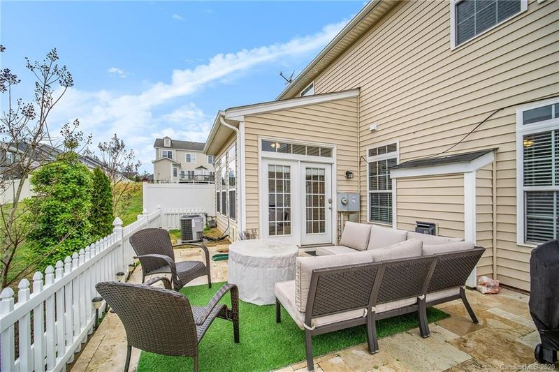 625 School House Ln, Fort Mill, SC 29708