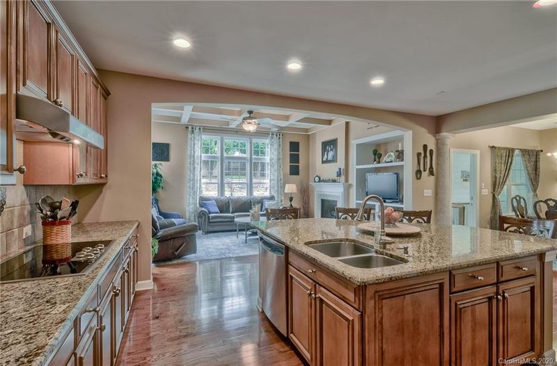 10151 Falling Leaf Dr, Concord, NC 28027