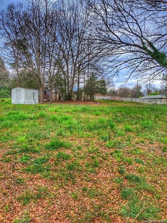 2324 Maplewood Dr, Gastonia, NC 28052