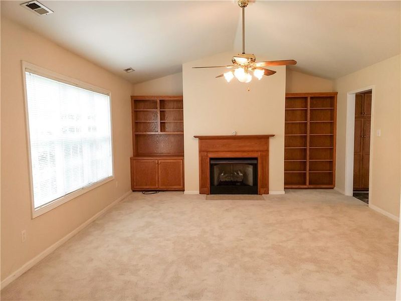 2374 24th Street Ln NE, Hickory, NC 28601