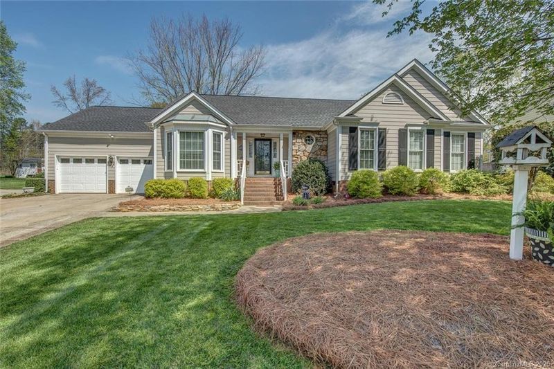 4332 Old Forge Dr, Gastonia, NC 28056