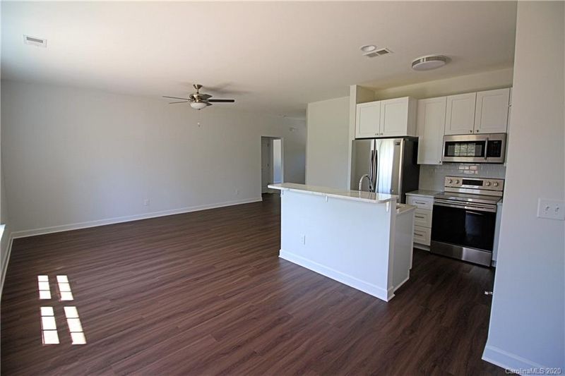 5711 Phillips St, Charlotte, NC 28269