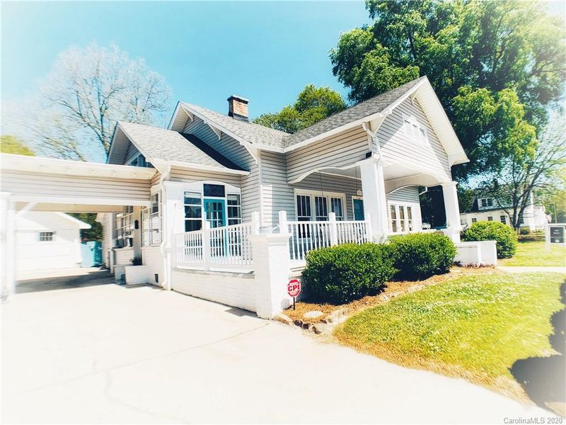 317 E Congress St, Lincolnton, NC 28092