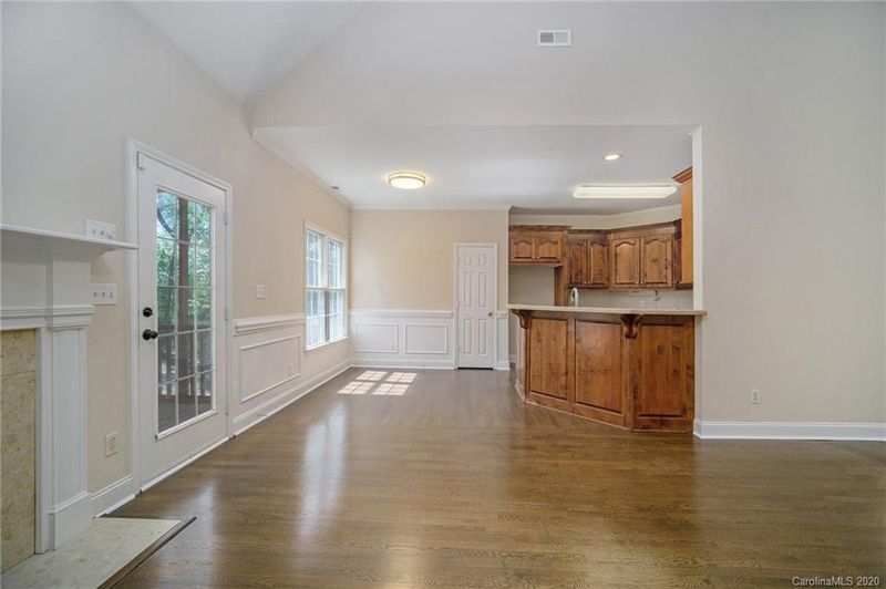 2051 Jefferson Ave, Gastonia, NC 28056