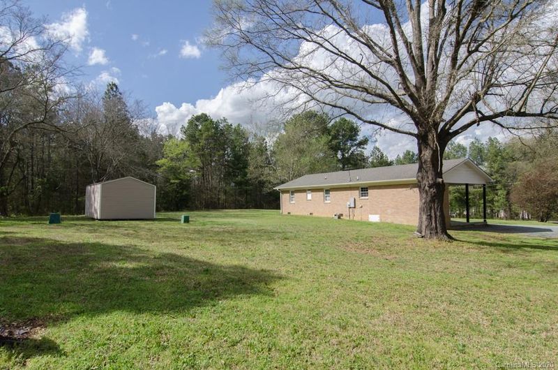 4512 White Store Rd, Wingate, NC 28174