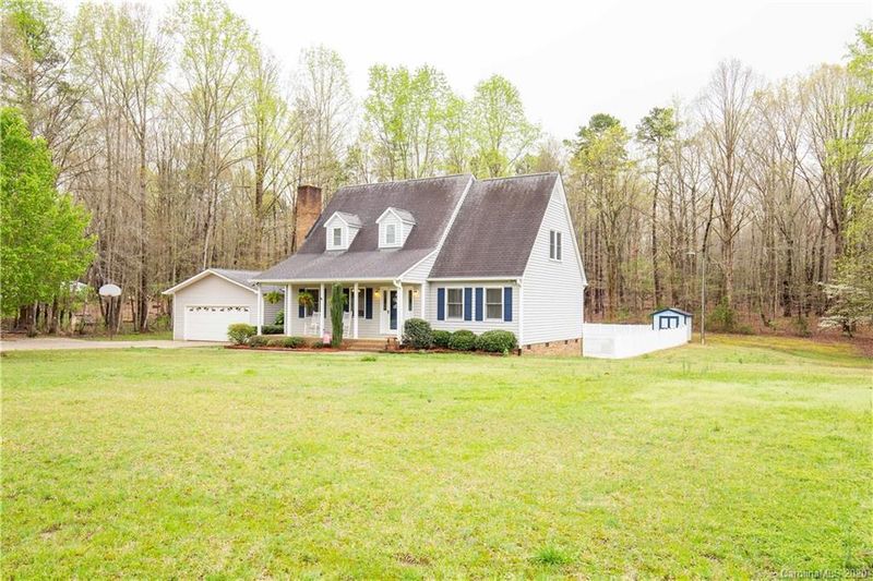 2337 Deer Track Cir, Lancaster, SC 29720