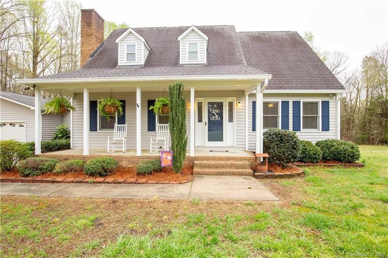 2337 Deer Track Cir, Lancaster, SC 29720