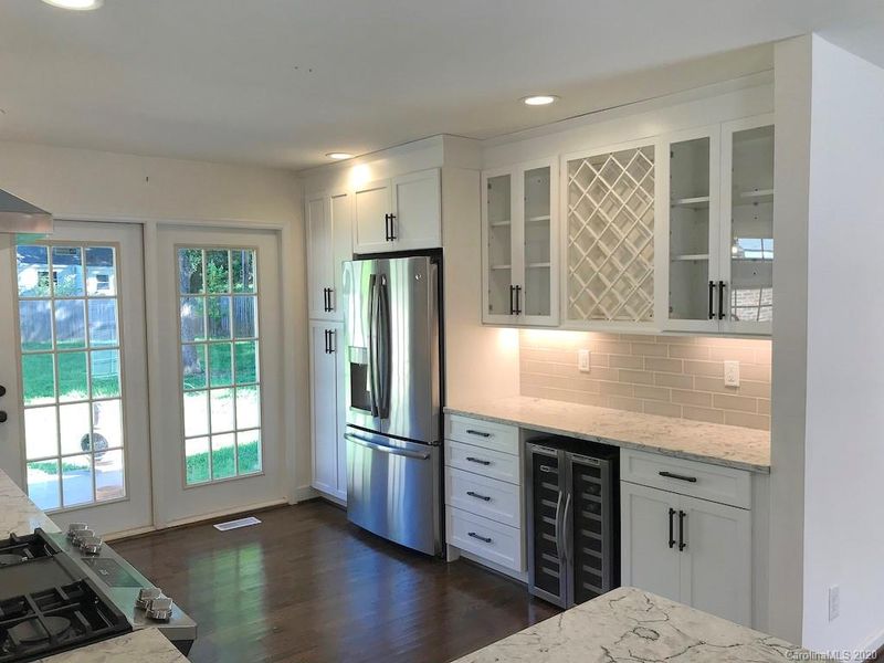 4320 University Dr, Charlotte, NC 28209