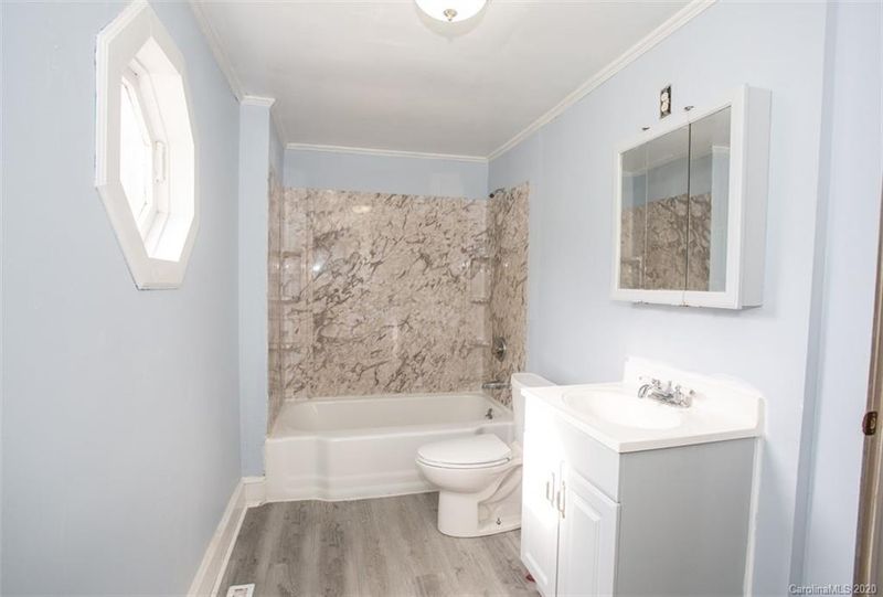 608 N Walnut St, Kannapolis, NC 28081