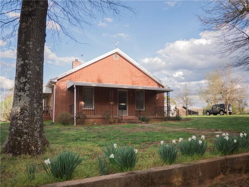 2673 Community Rd, Claremont, NC 28610