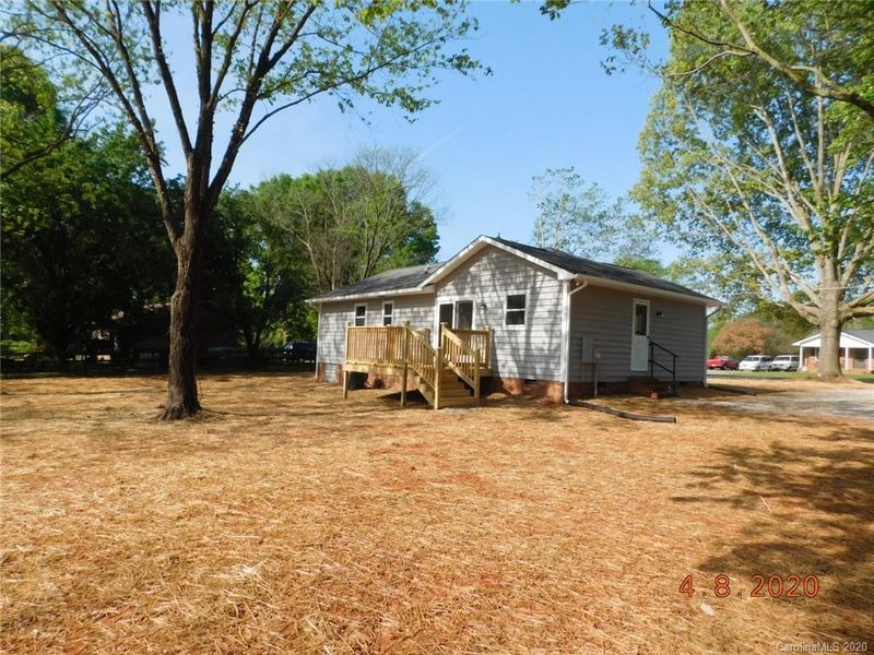 2217 Honeycutt Simpson Rd, Monroe, NC 28110