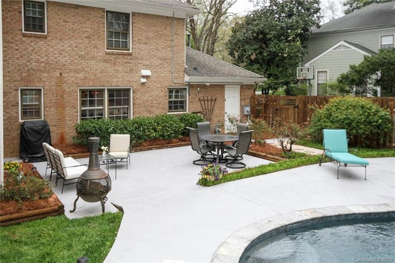 6337 Chalyce Ln, Charlotte, NC 28270