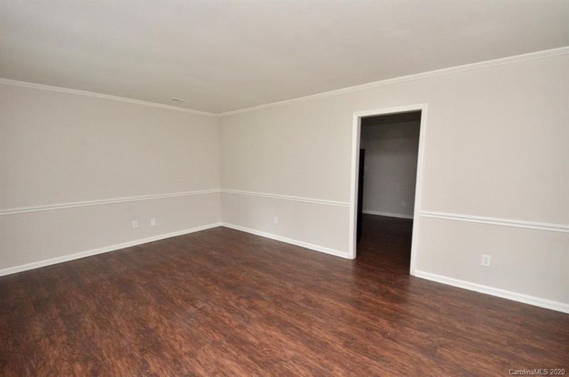 5312 Winterhaven Dr, Charlotte, NC 28212