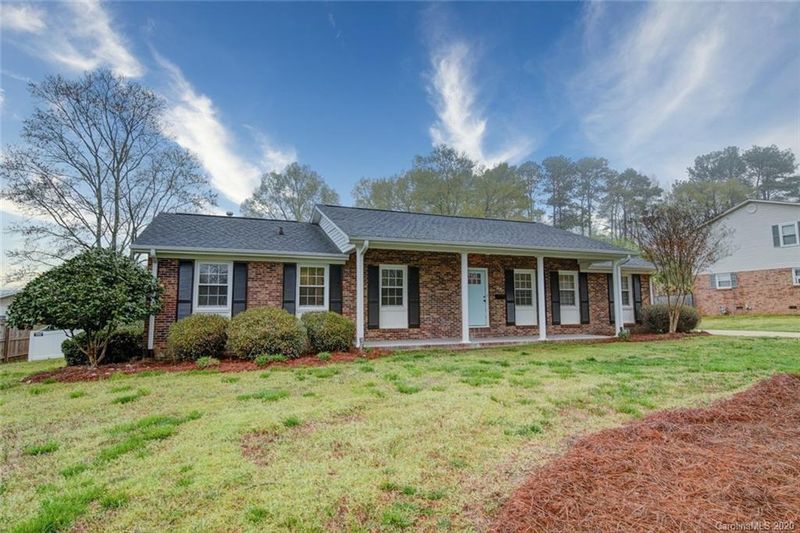 110 Ridge Ave, Clover, SC 29710
