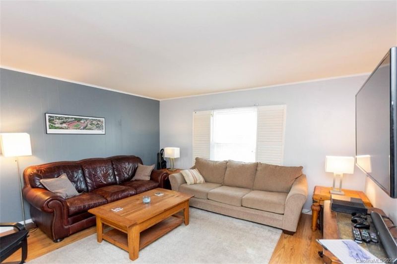 2622 Park Rd #E, Charlotte, NC 28209