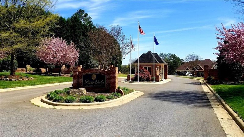 132 Cheyenne Ln, Statesville, NC 28677