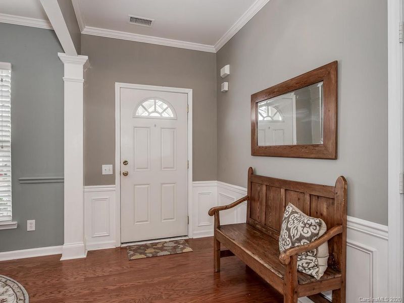 8036 Flanders St, Charlotte, NC 28277