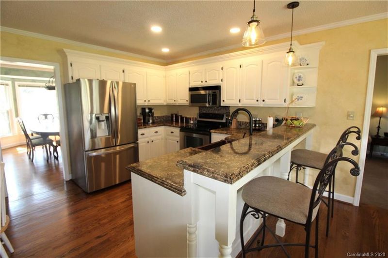 4508 Tree Haven Ct, Gastonia, NC 28056