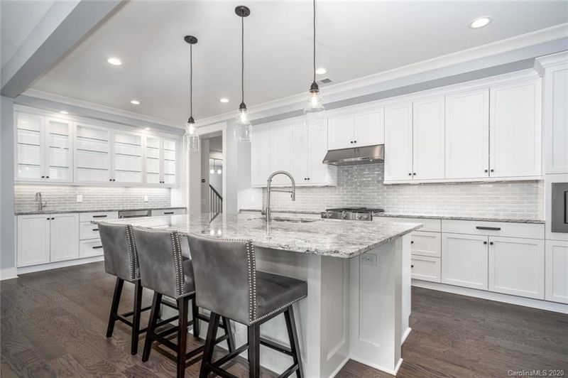 7023 Washam Park Dr, Cornelius, NC 28031