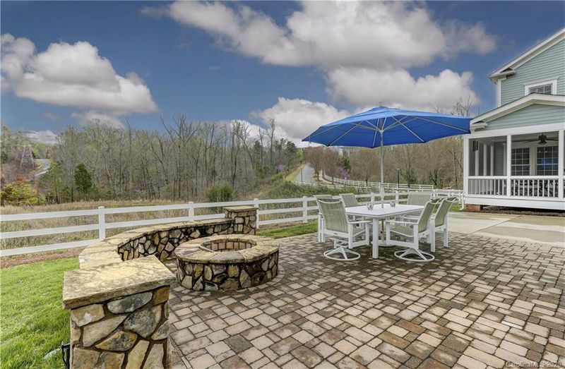 1020 Gardenia St, Fort Mill, SC 29708