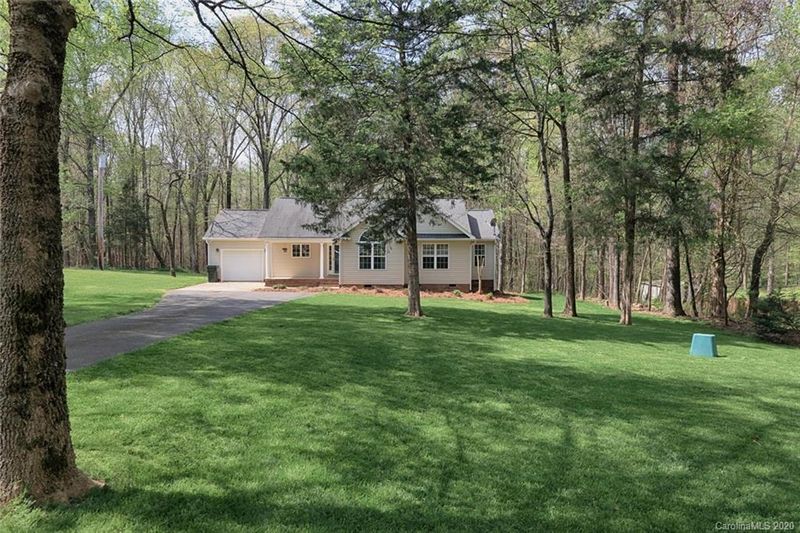 1908 Shannon Rd, Waxhaw, NC 28173