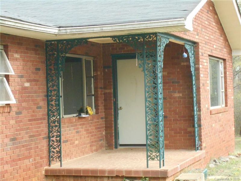 182 Austin Rd, Statesville, NC 28625