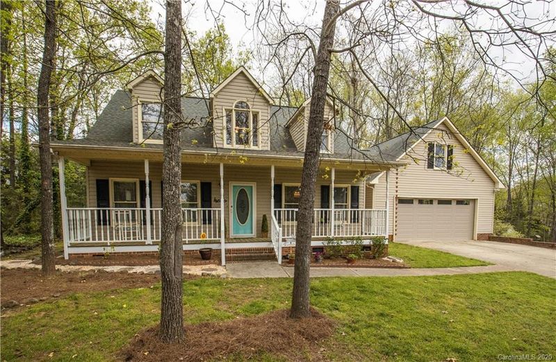 389 Stephanie Ln, Rock Hill, SC 29730