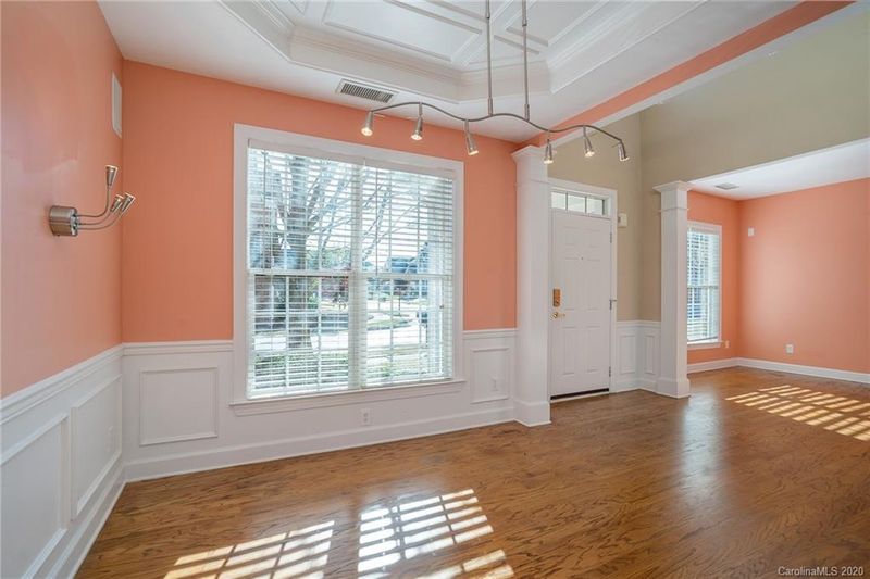 322 Robinlynn Rd, Matthews, NC 28105