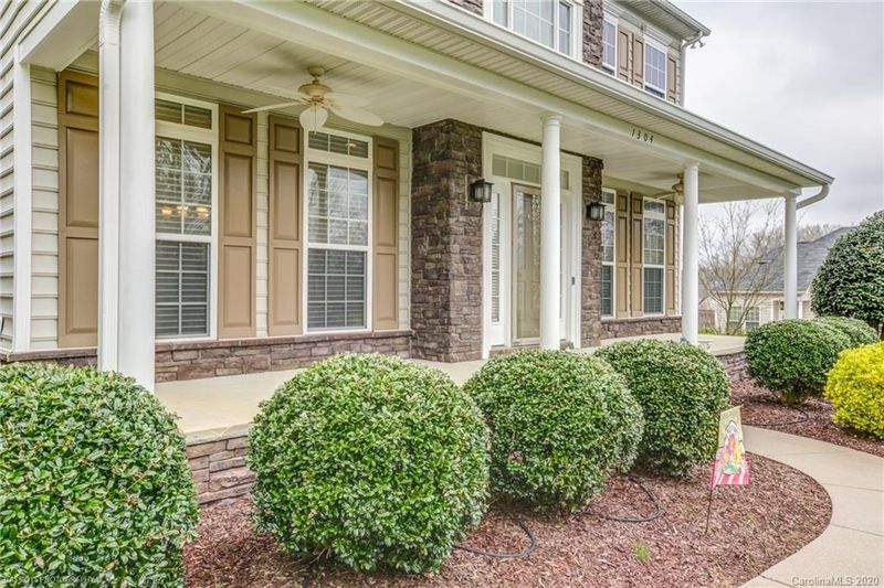 1304 Dickens Ln, Monroe, NC 28110