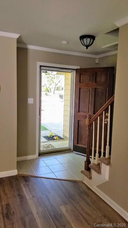 2001 Mill House Ln #L1, Matthews, NC 28104