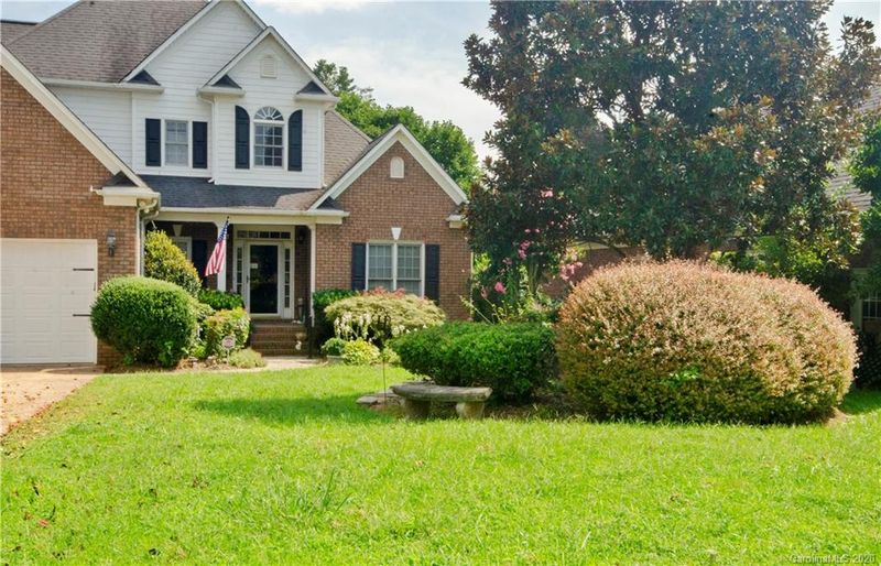 636 Weyburn Dr NW, Concord, NC 28027