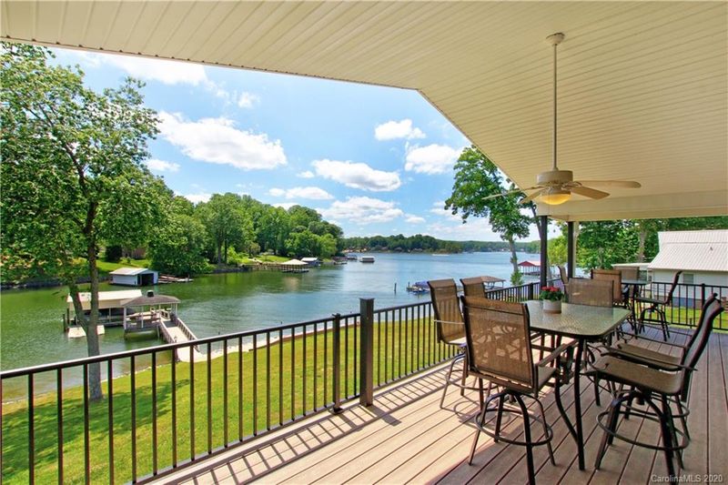 3971 Chevlot Hills Rd, Sherrills Ford, NC 28673