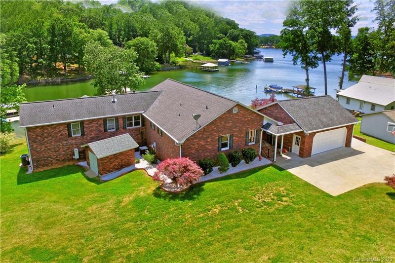 3971 Chevlot Hills Rd, Sherrills Ford, NC 28673