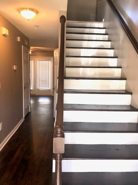3375 White Oak Ct, Claremont, NC 28610