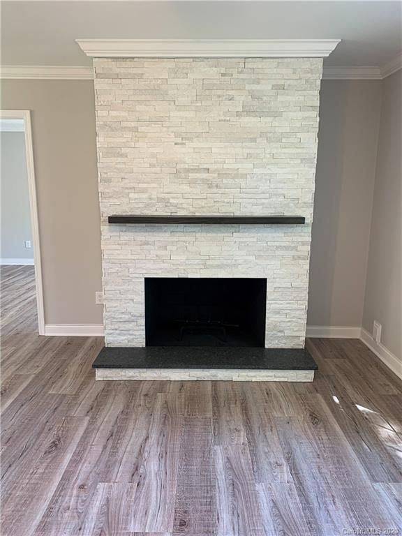 14713 August Ln, Charlotte, NC 28227