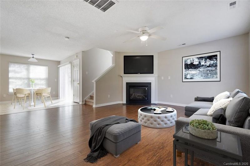 100 Amber Woods Dr, Tega Cay, SC 29708