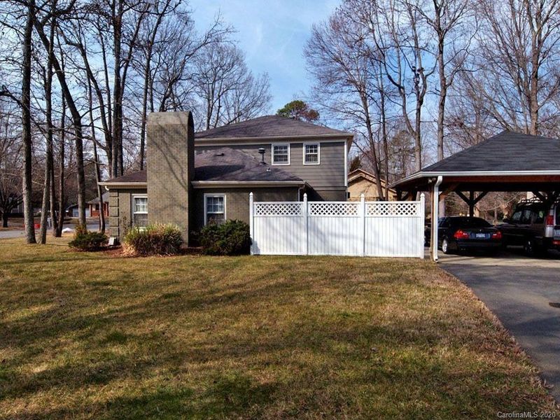 1400 Binford Ct, Charlotte, NC 28212