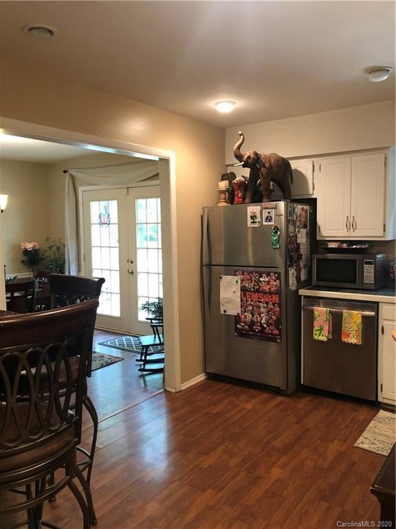 1400 Binford Ct, Charlotte, NC 28212