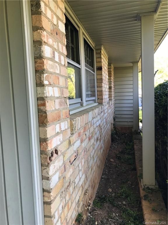 3319 Sudbury Rd, Charlotte, NC 28205