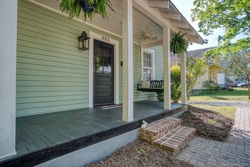 321 Messick Ave, Mooresville, NC 28115