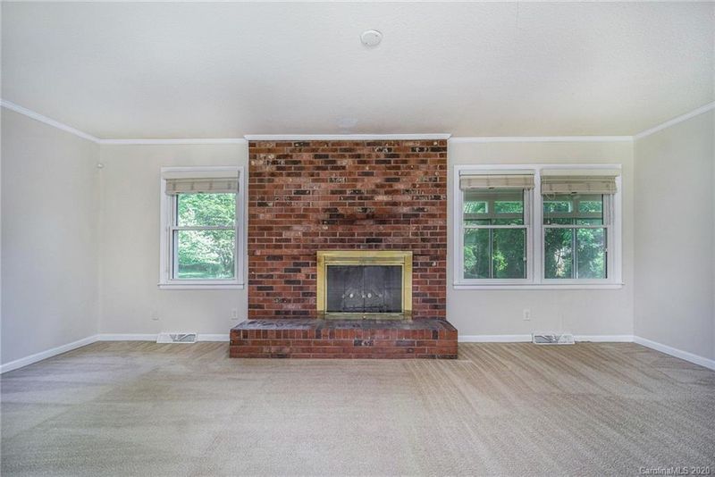 3244 Gardner Park Dr, Gastonia, NC 28054