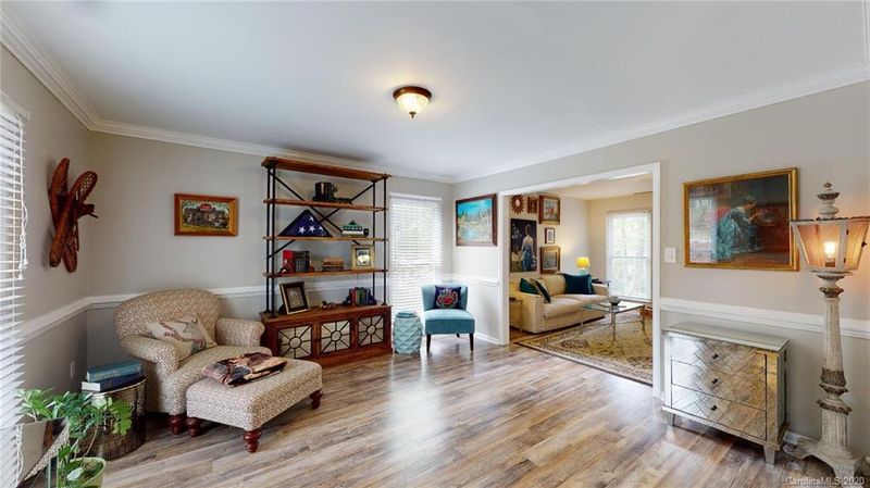 1136 Long Paw Ln, Charlotte, NC 28214