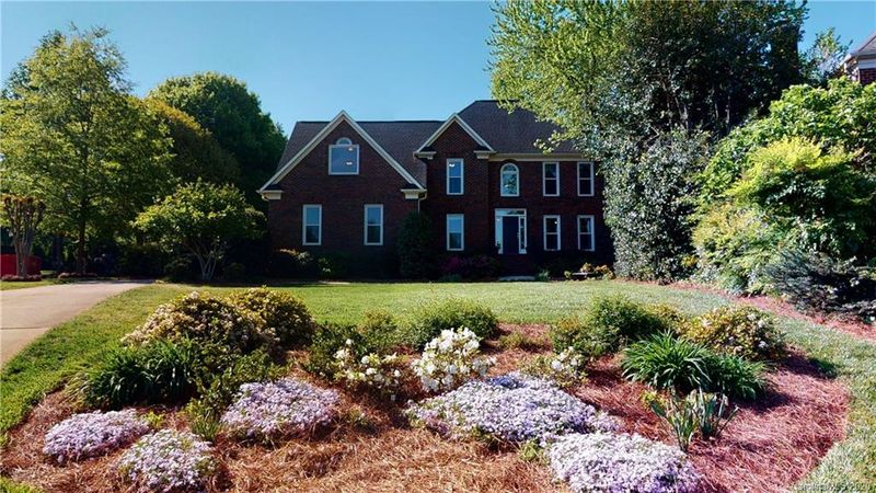 19511 Sunnypoint Ct, Cornelius, NC 28031