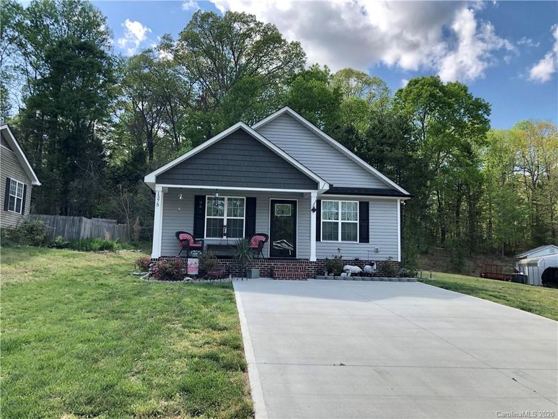 1375 Poplar Glen Dr, Kannapolis, NC 28083