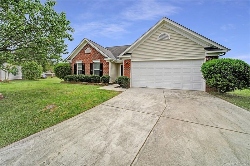 562 Whaley Ct, Rock Hill, SC 29732