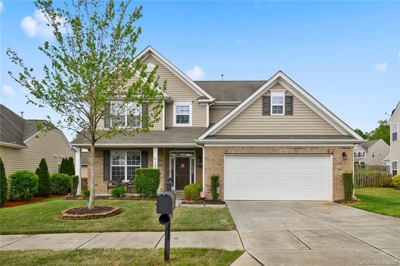 6109 Lighted Way Ln, Indian Trail, NC 28079