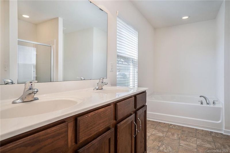 6110 Lighted Way Ln, Indian Trail, NC 28079
