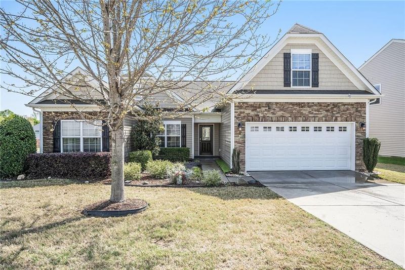 6110 Lighted Way Ln, Indian Trail, NC 28079