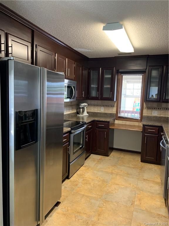 1107 Hanford Pl, Concord, NC 28027